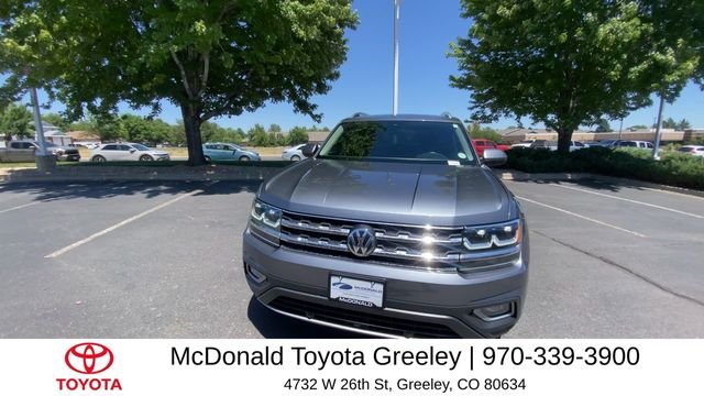 Used 2019 Silver Volkswagen SEL Premium image 3