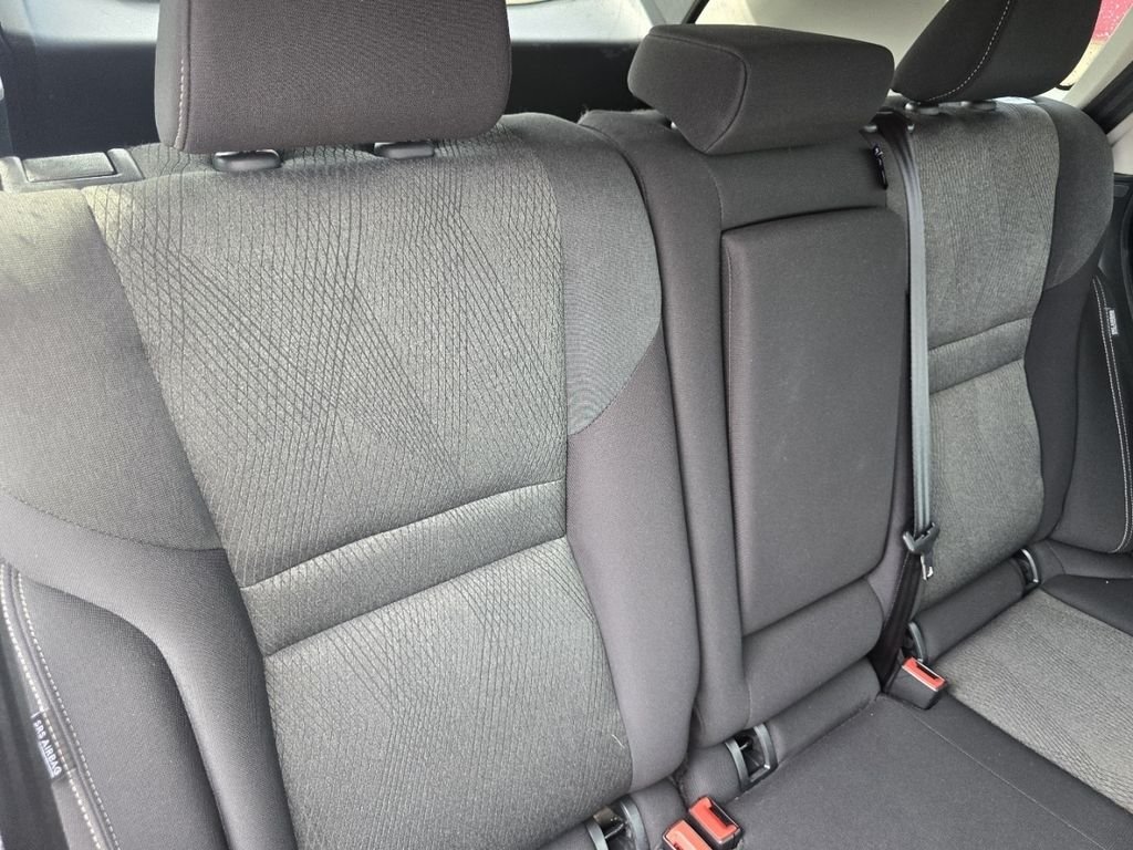 2024 Nissan Rogue SV - Photo 19