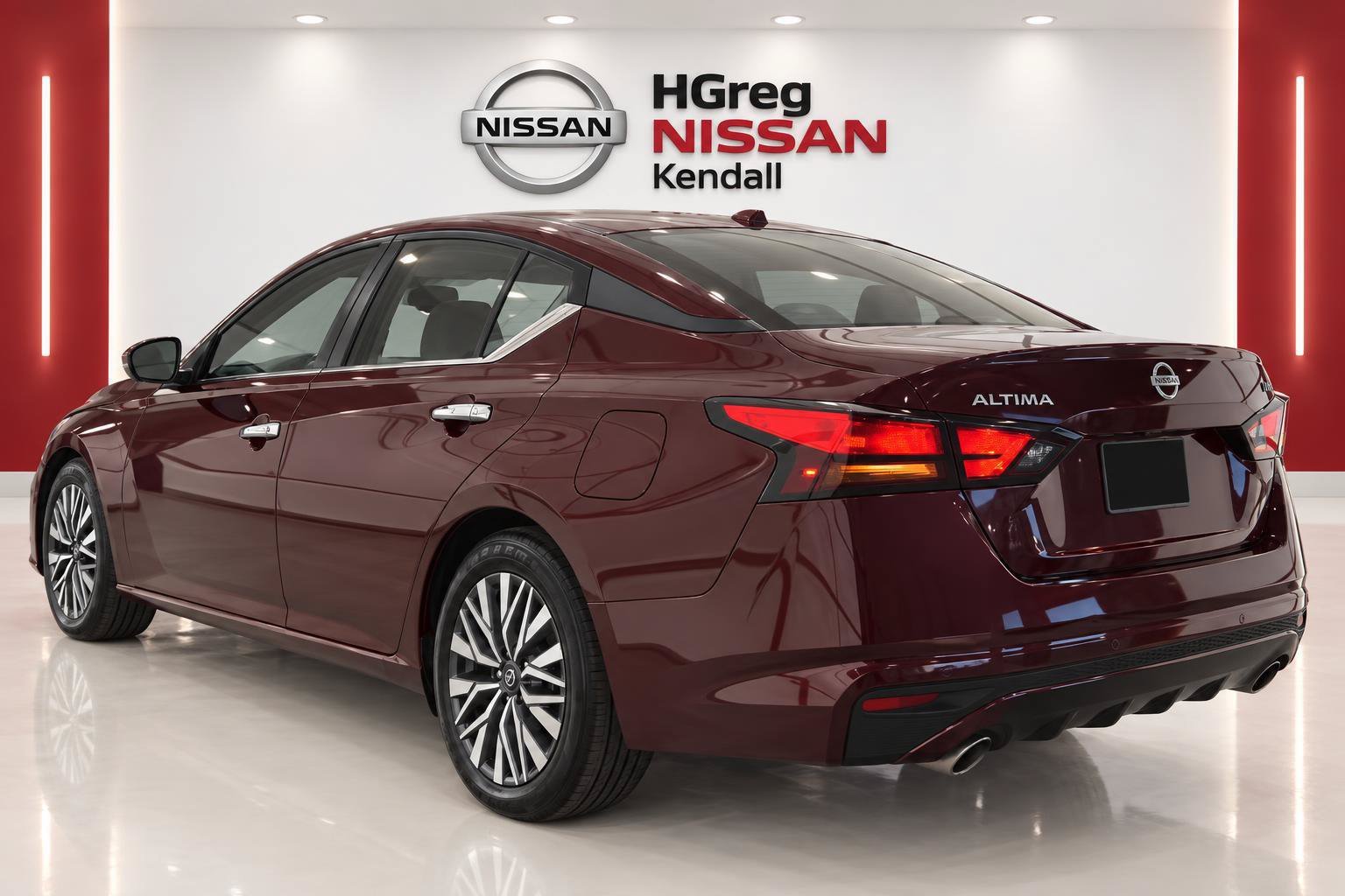 Used 2023 Red Nissan 2.5 SV image 2