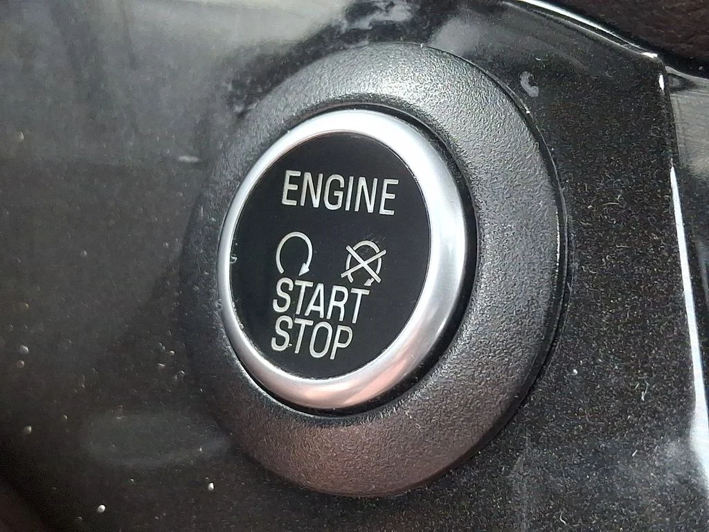 Used 2017 Blue Ford Titanium image 23