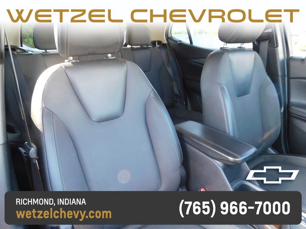 Used 2023 Ebony Twilight Metallic Buick Preferred image 19