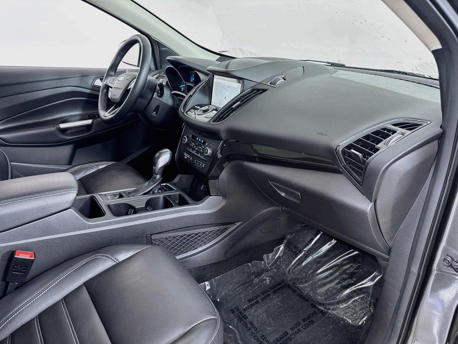 Used 2019 Magnetic Ford Titanium image 29