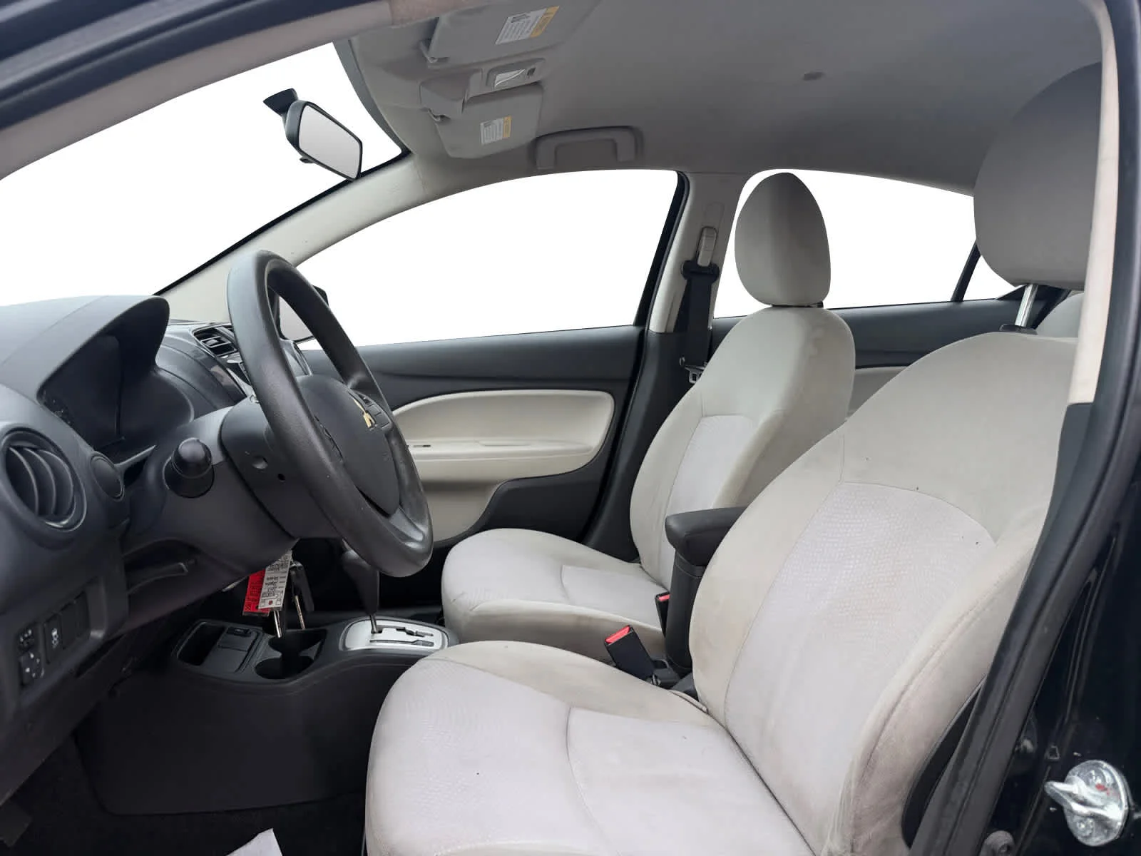 Used 2019 Mystic Black Metallic Mitsubishi ES image 10