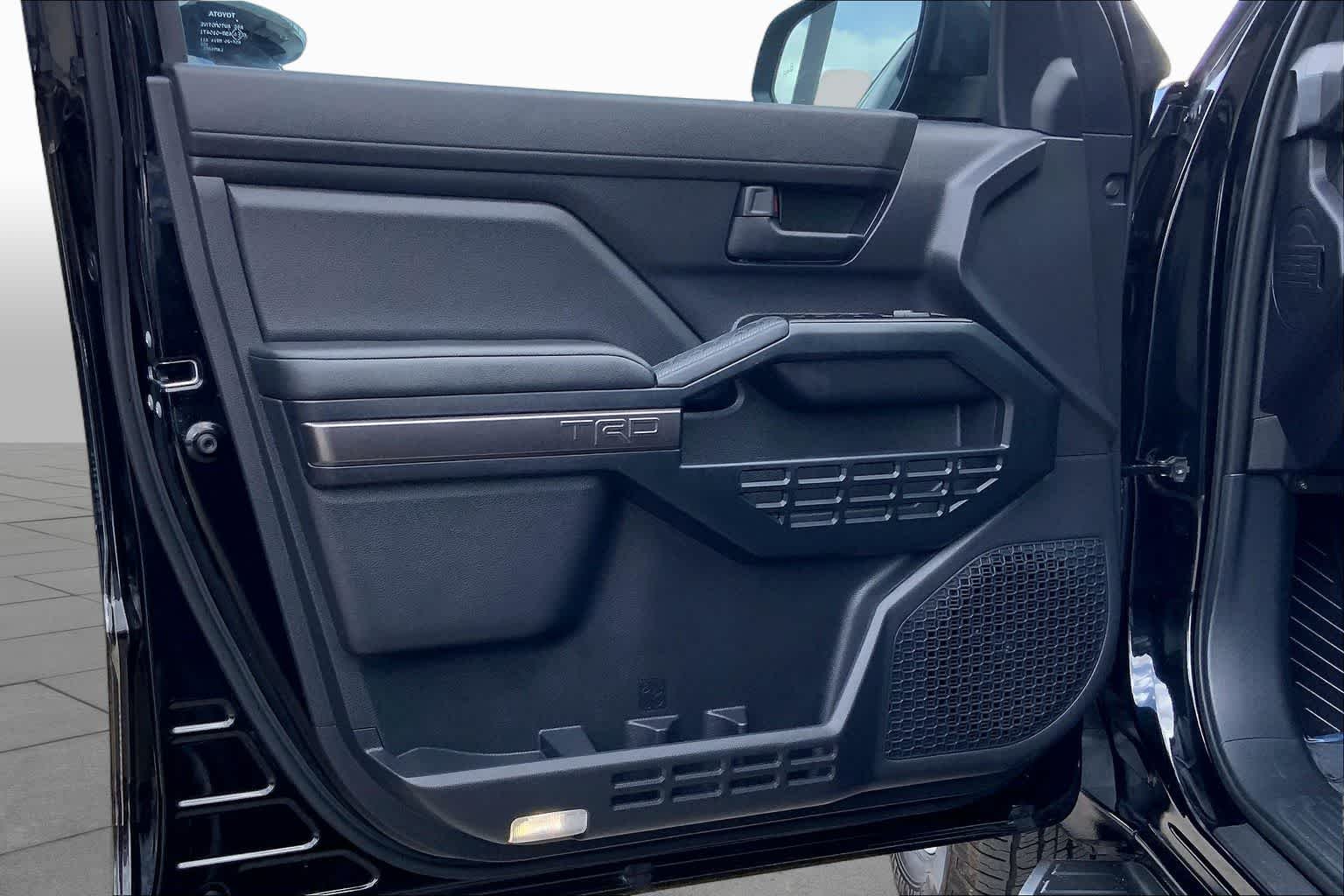 2025 Toyota 4Runner TRD Off-Road - Photo 22