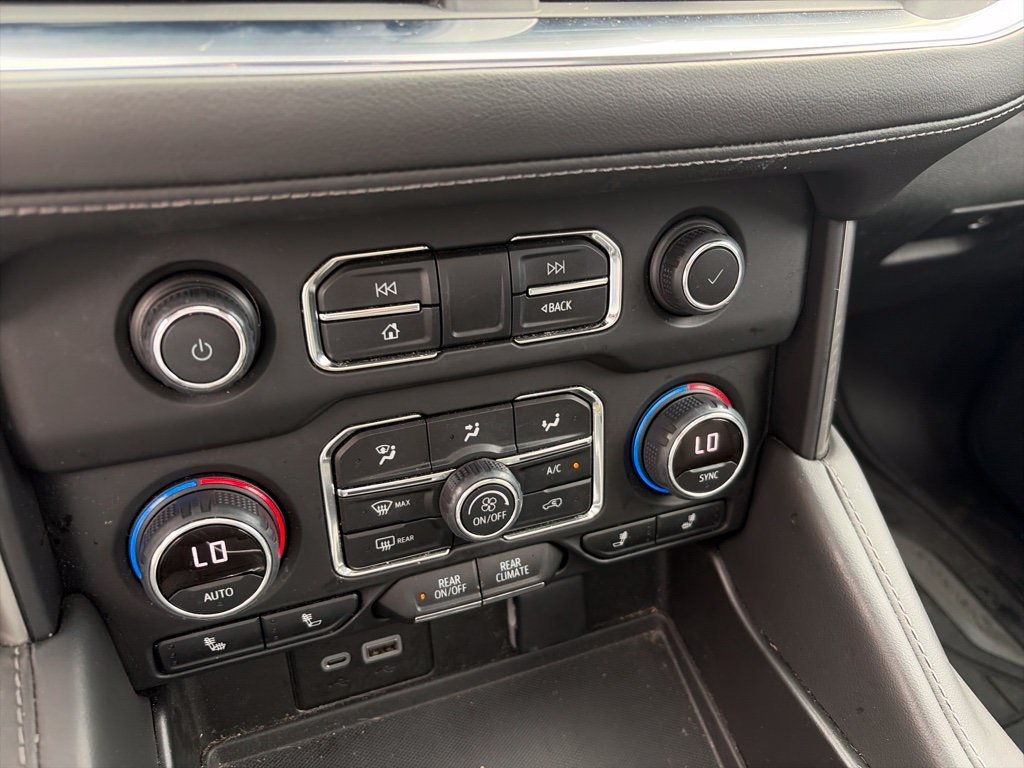 Used 2023 MIDNIGHT BLUE METALLIC Chevrolet LT image 12