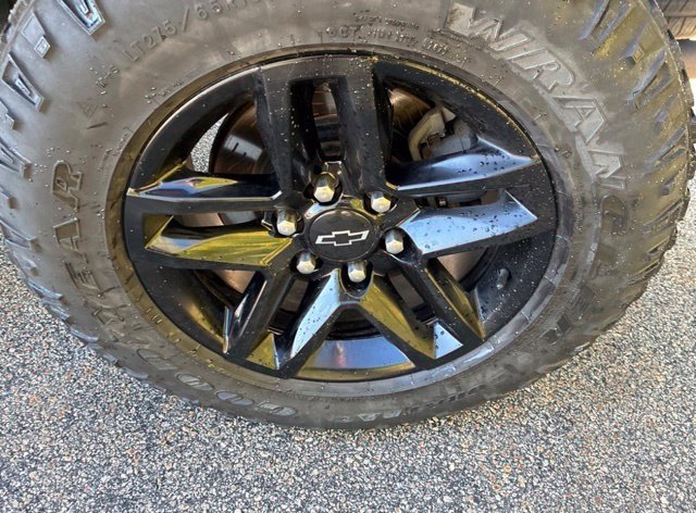 Used 2020 BLACK Chevrolet LT Trail Boss image 20