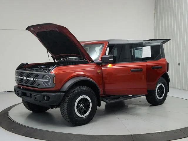 Used 2023 Red Ford Badlands image 11
