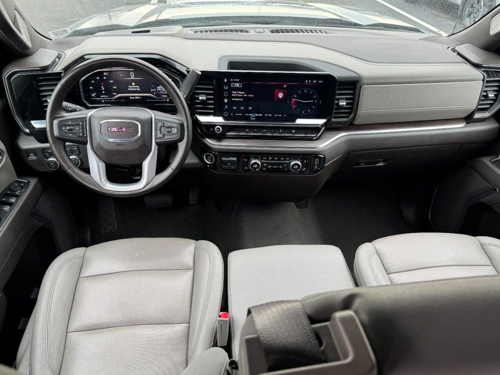 Used 2025 Silver GMC SLT image 11