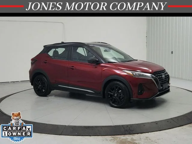 2023 Nissan Kicks SR