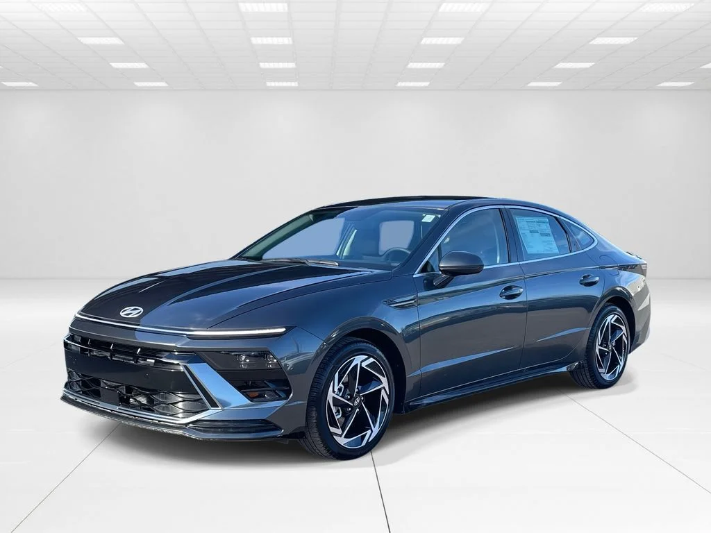 New 2026 Gray Hyundai SEL Sport image 3