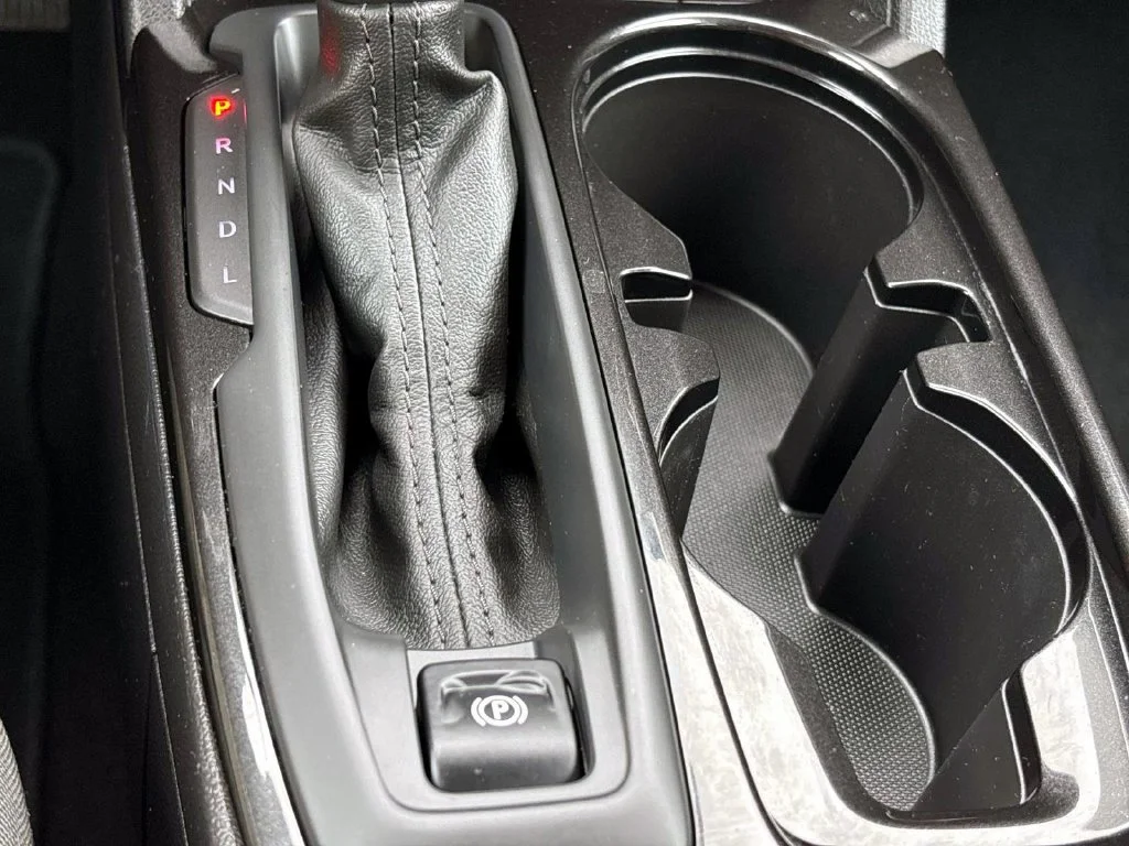 Used 2022 Black Metallic Chevrolet LT image 30