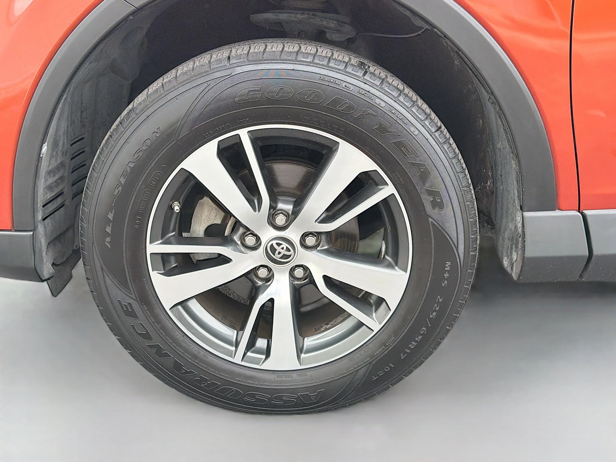 Used 2016 Hot Lava Toyota XLE image 41