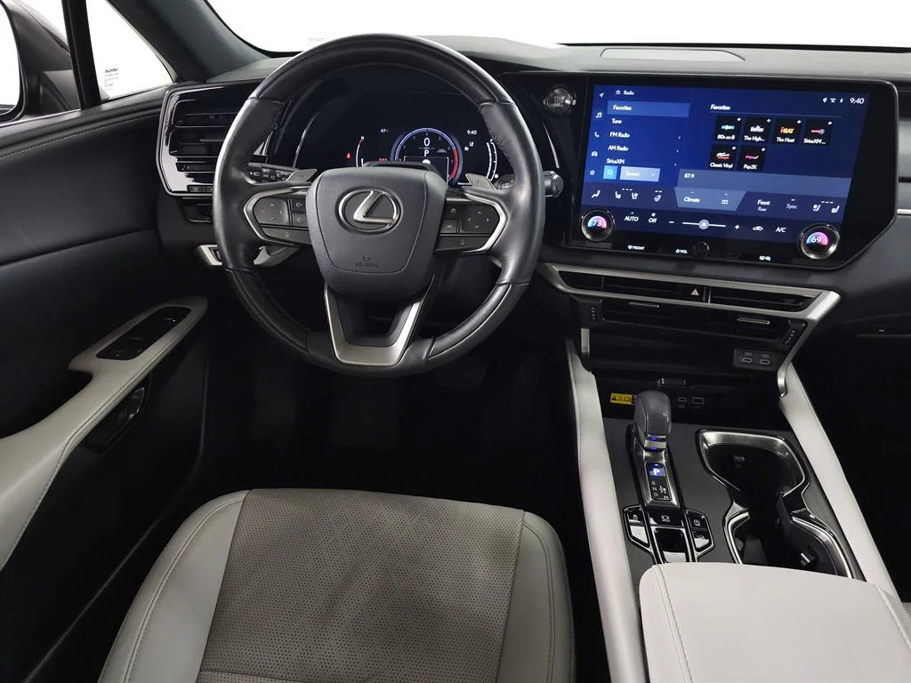 2023 Lexus RX 350 - Photo 17