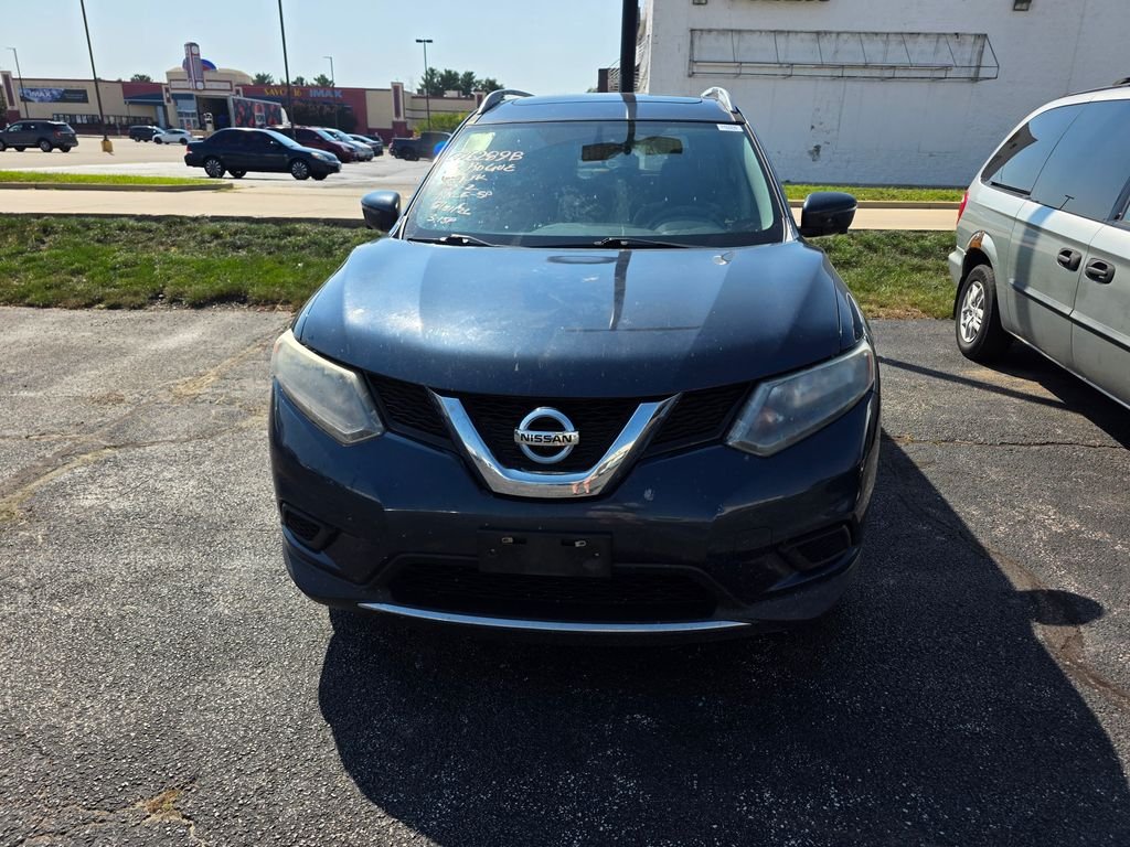 Used 2016 Arctic Blue Metallic Nissan SV image 1