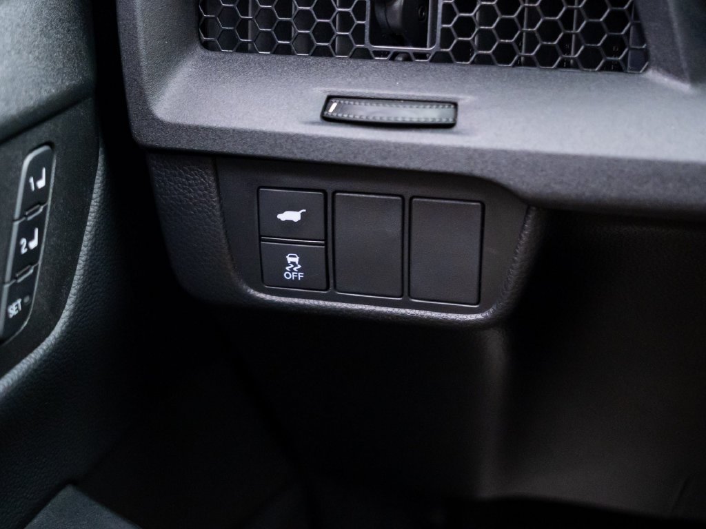 2025 Honda CR-V Sport-L - Photo 32