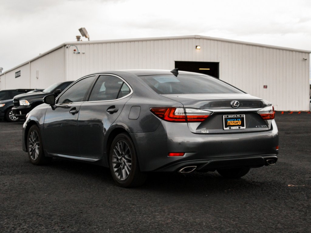 Used 2018 Nebula Gray Pearl Lexus Base image 7