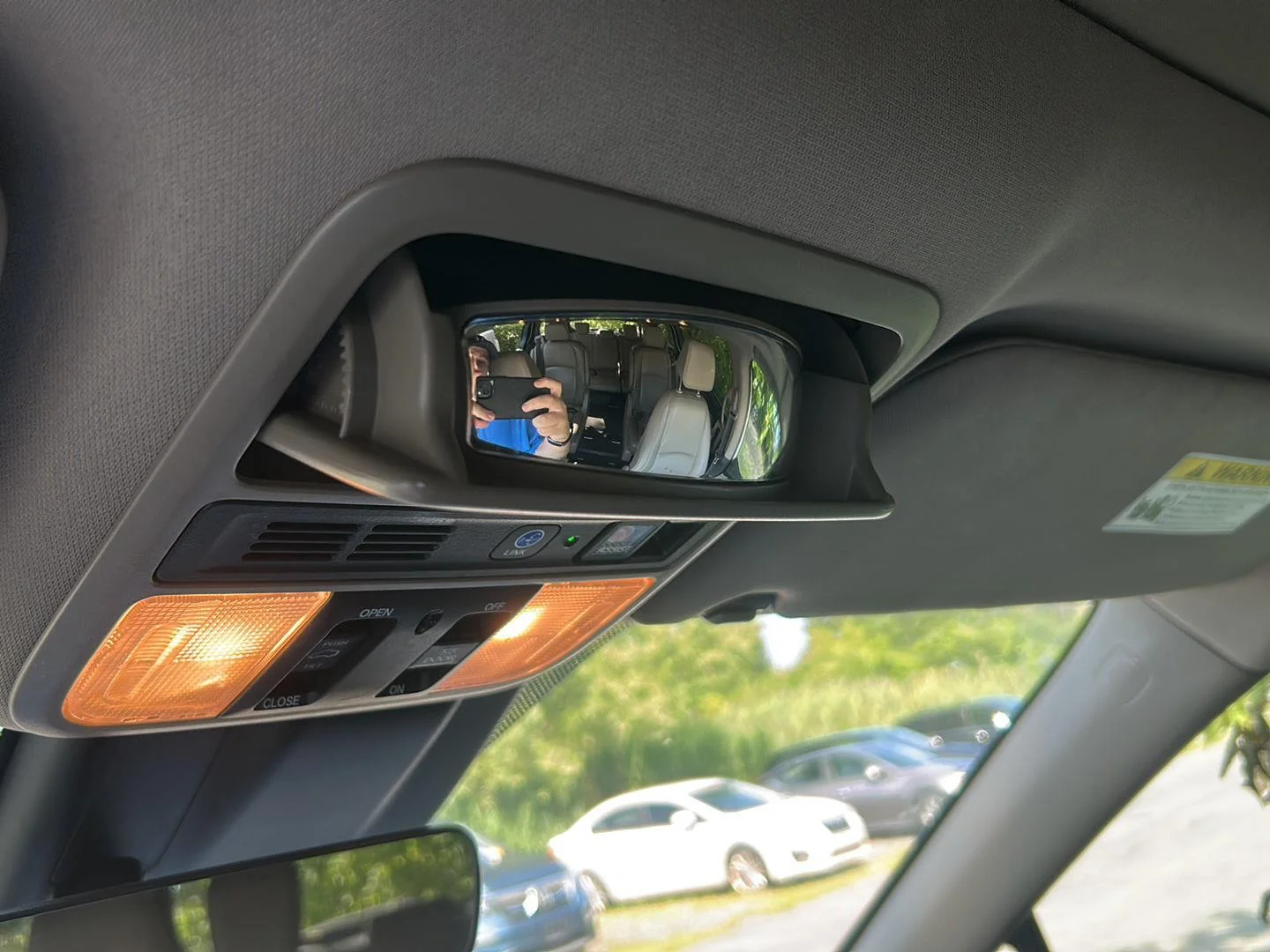 Used 2019 White Diamond Pearl Honda Touring image 6