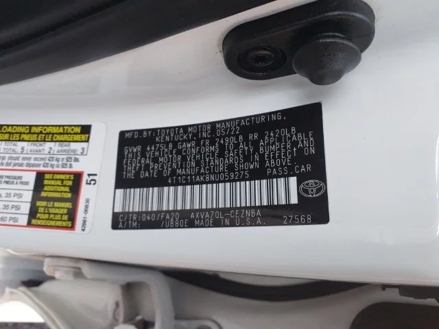 Used 2022 White Toyota LE image 25