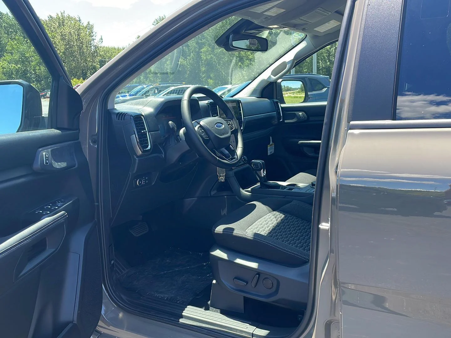New 2026 Marsh Gray Ford XLT image 11