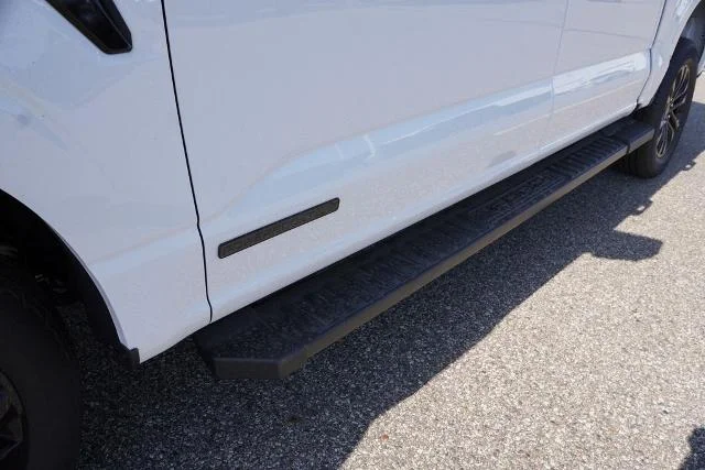 New 2026 Oxford White Ford Lariat® image 10