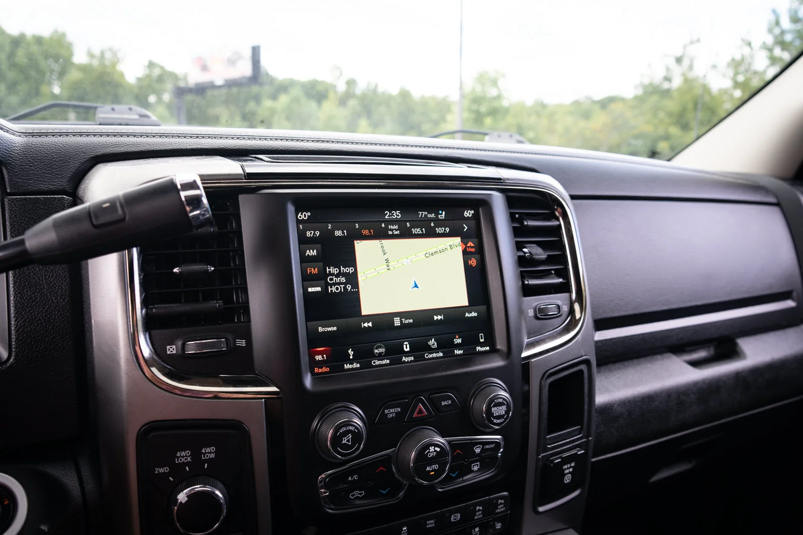 Used 2018 Black Ram Laramie image 24