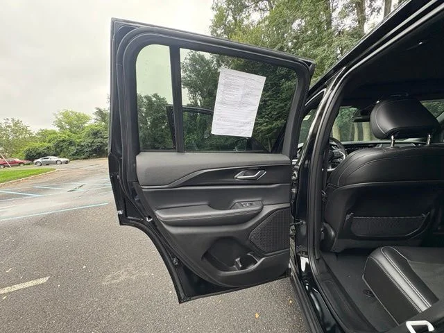 Used 2025 Diamond Black Jeep Altitude X image 21