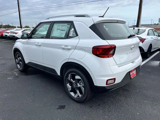 New 2026 White Hyundai SEL image 5