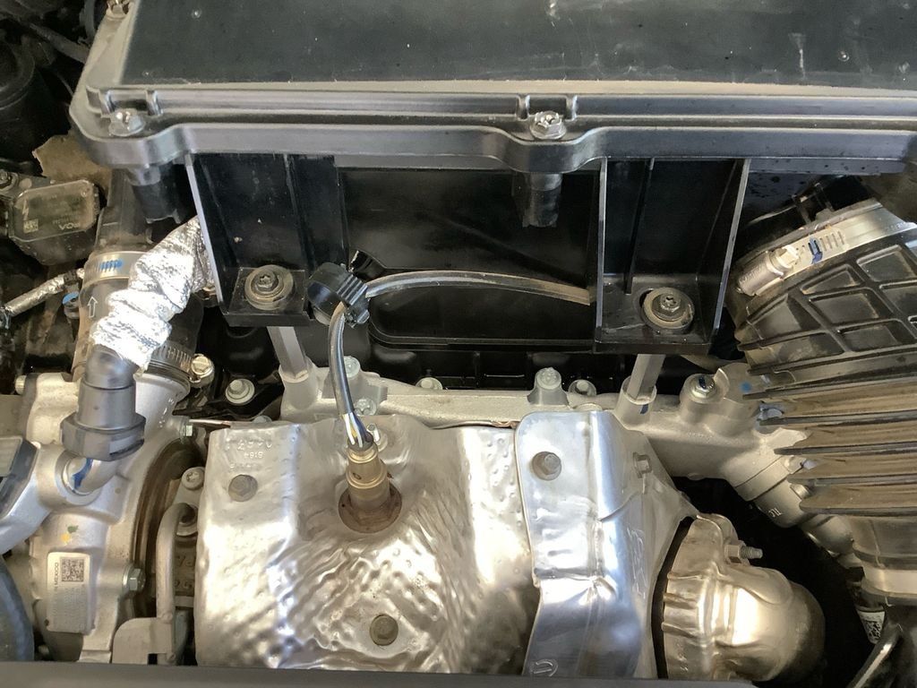 Used 2025 White Jeep Trailhawk image 21