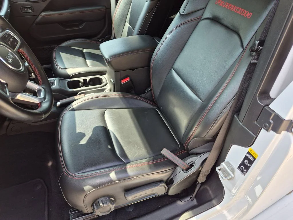 Used 2021 White Jeep Rubicon image 21