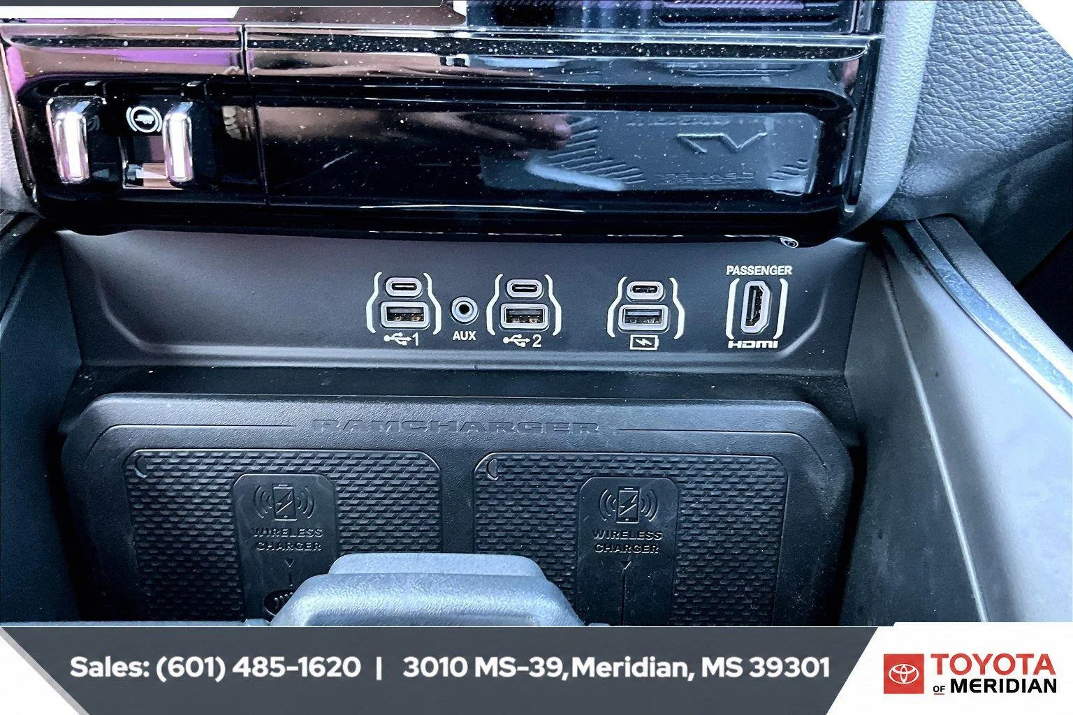 Used 2025 Bright White Clearcoat Ram Laramie image 23