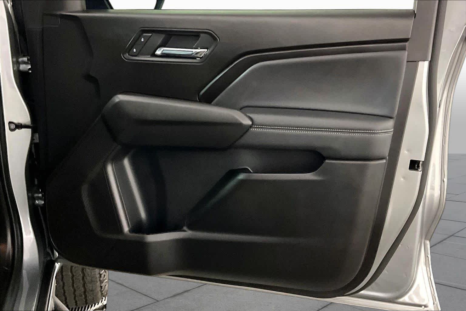 Used 2025 Sterling Metallic GMC 2WD Elevation image 21