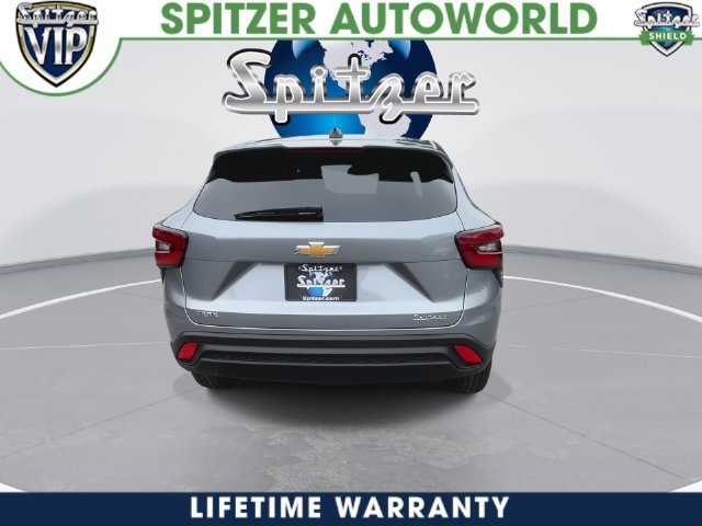 2026 Chevrolet Trax photo 12 of 40