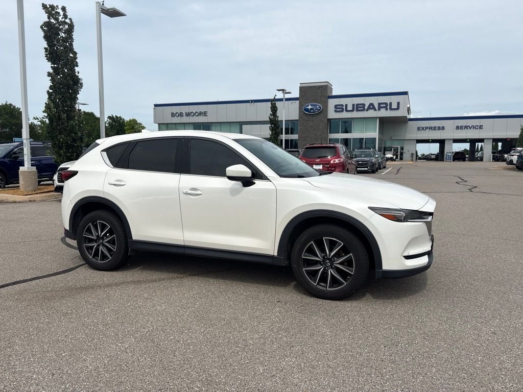 Used 2017 White Mazda Grand Touring image 1