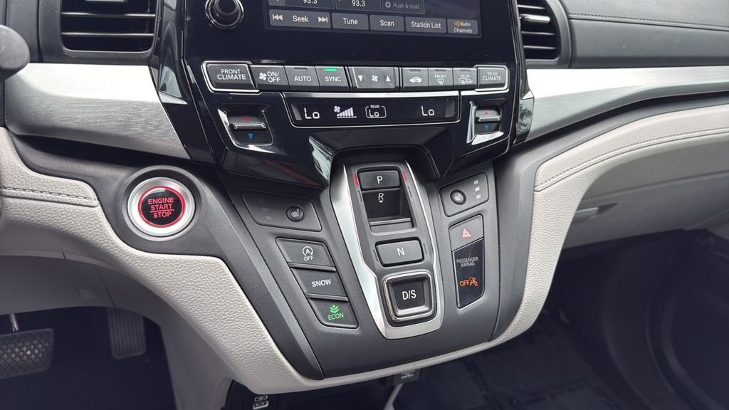 2024 Honda Odyssey EX-L - Photo 15