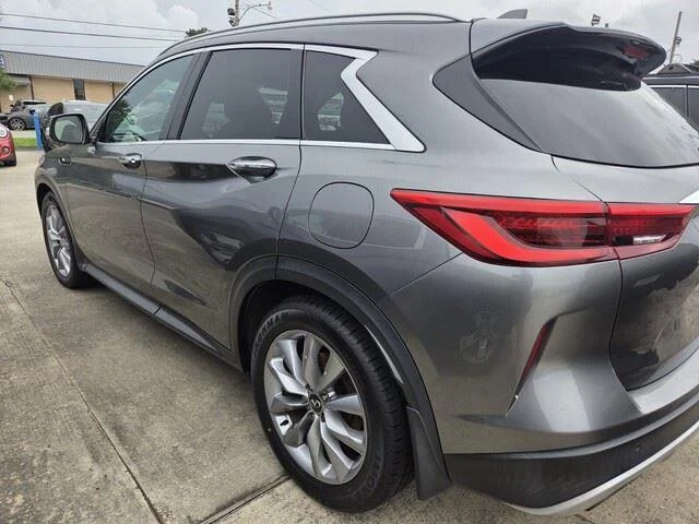 Used 2021 Graphite Shadow INFINITI LUXE image 5
