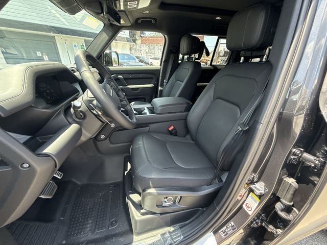 New 2026 Carpathian Grey LAND ROVER V8 image 10