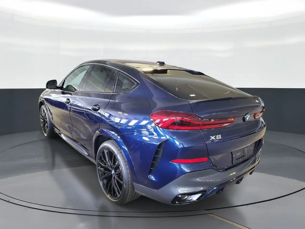 New 2027 Tanzanite Blue II Metallic BMW xDrive40i image 4