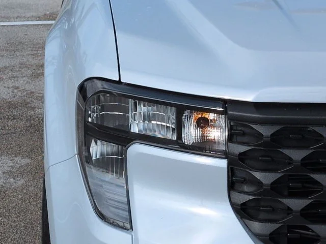 New 2026 Space White Metallic Ford XLT image 10