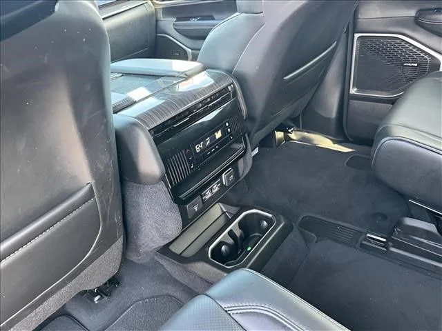 Used 2022 White Jeep Series III image 15