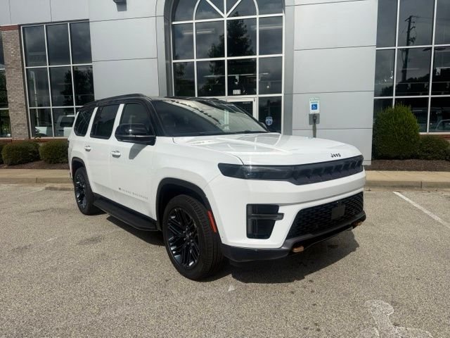 New 2026 Bright White Clear-Coat Exterior Paint Jeep  image 9