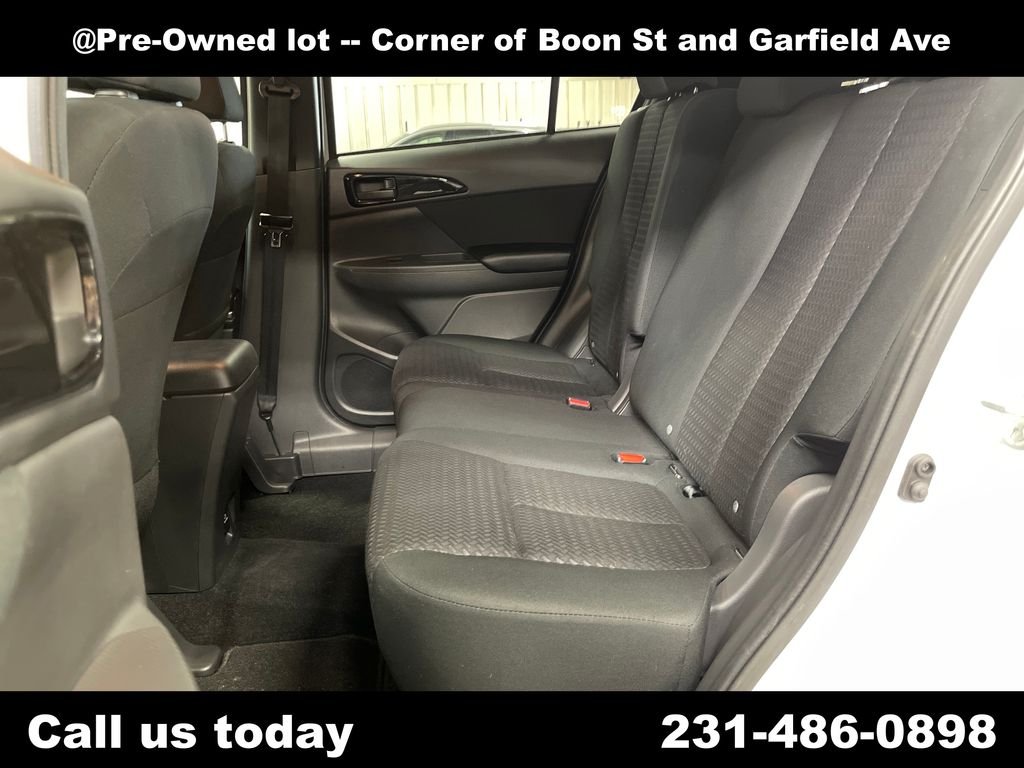 Used 2022  Mitsubishi ES image 22