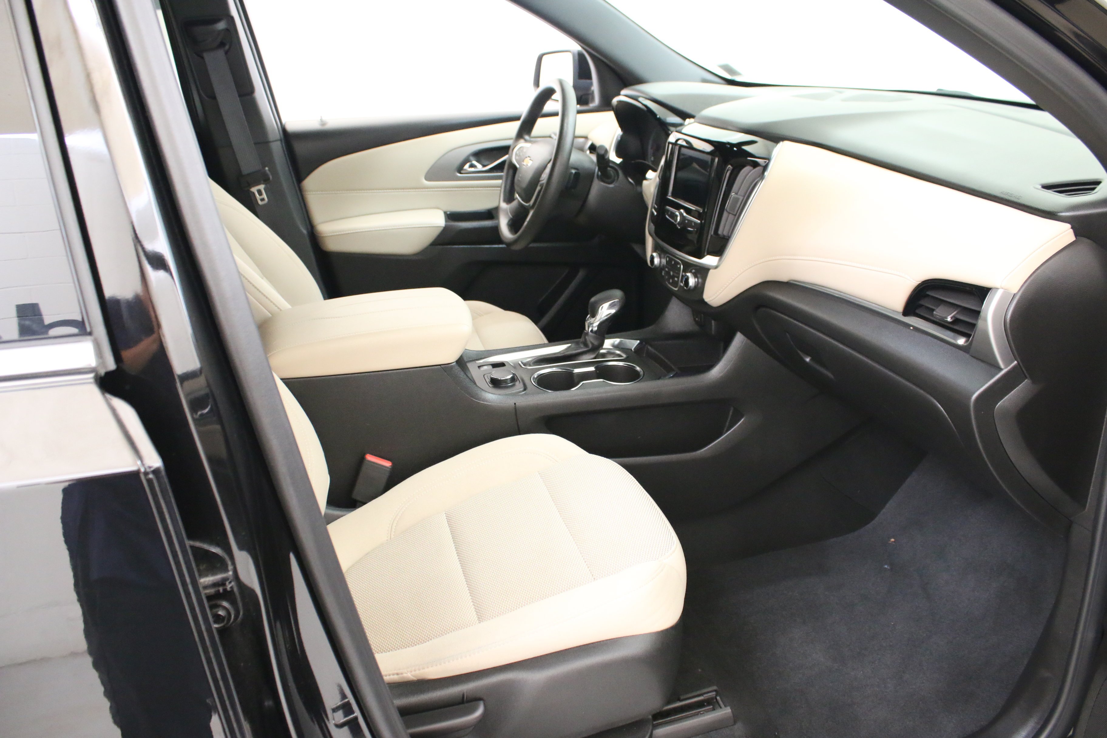 Used 2023 Mosaic Black Metallic Chevrolet LS image 28