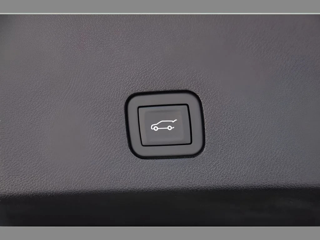 2025 Cadillac XT6 Luxury - Photo 23