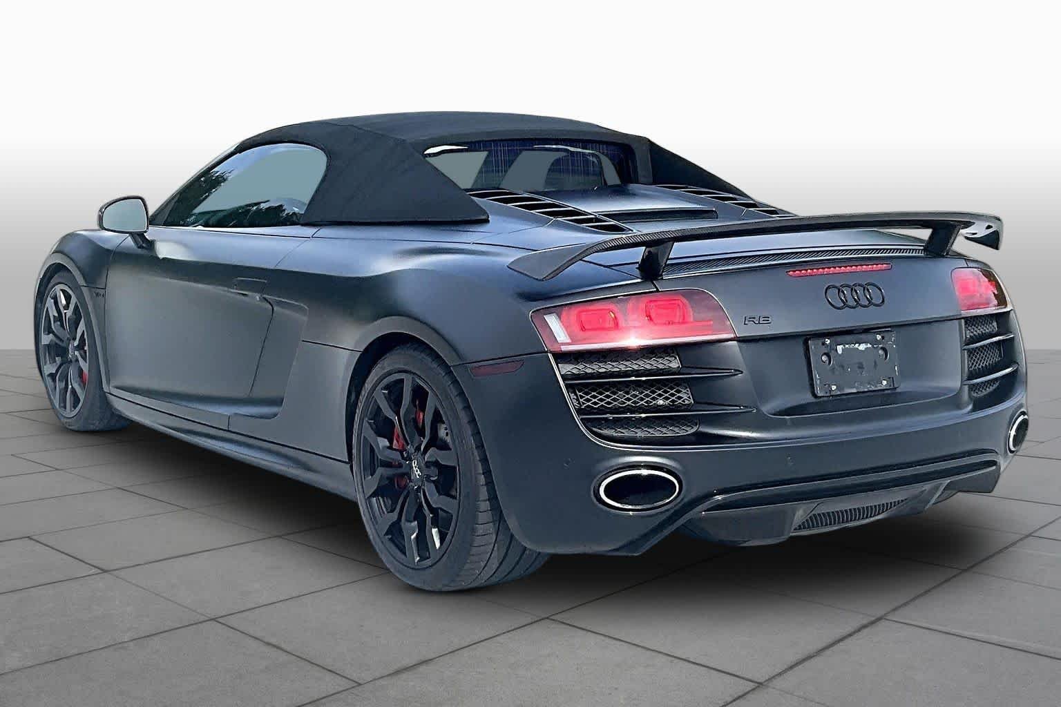 Used 2011 Phantom Black Pearl Audi 5.2L image 11