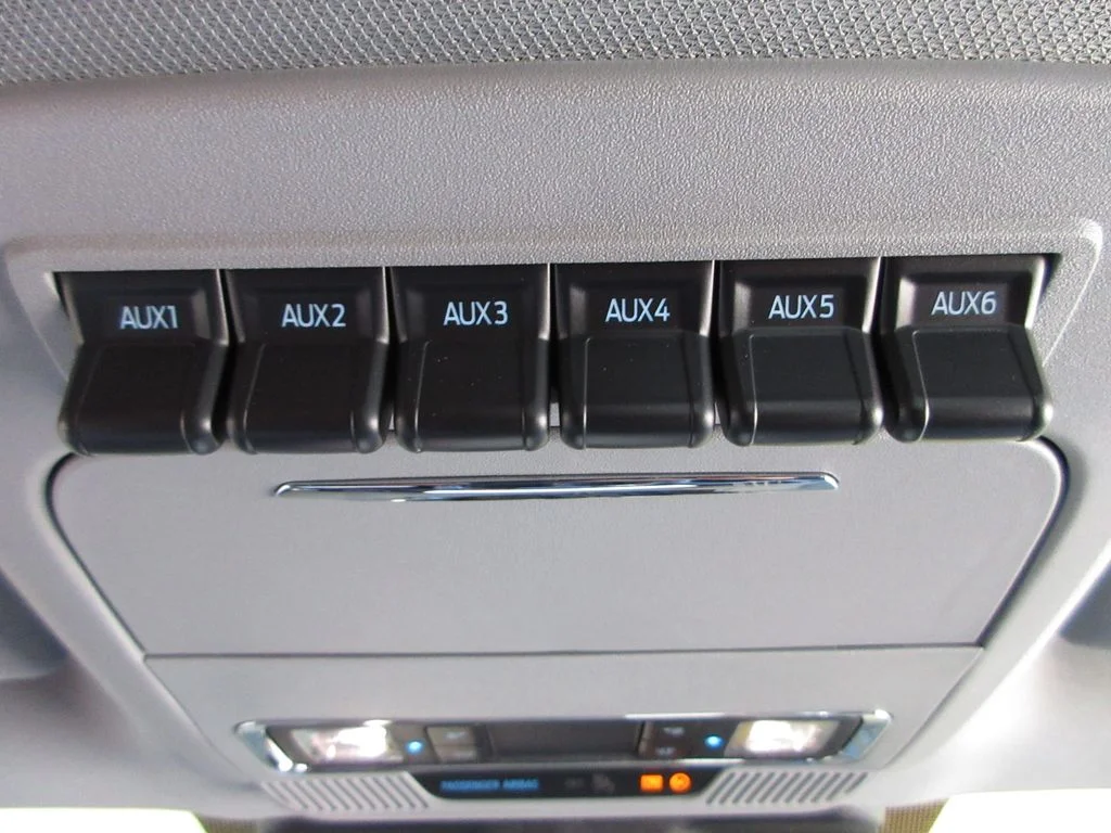 New 2026 Agate Black Metallic Ford Lariat image 21