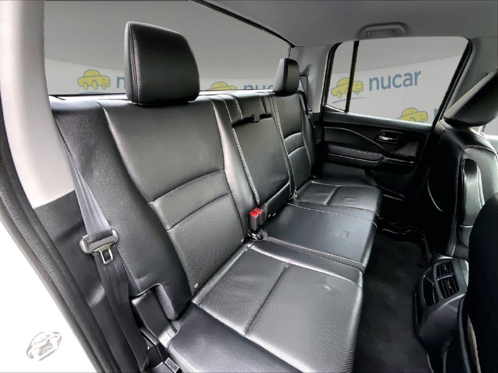 Used 2018 White Honda RTL image 16