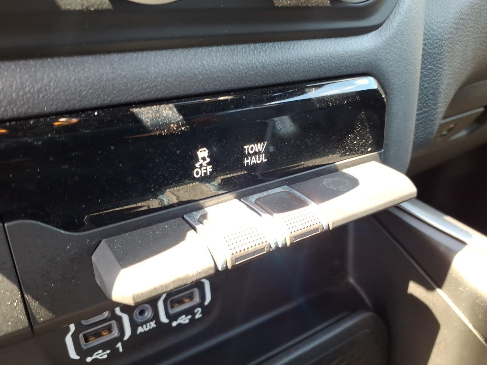 Used 2022 Bright White Clearcoat Ram Big Horn image 8
