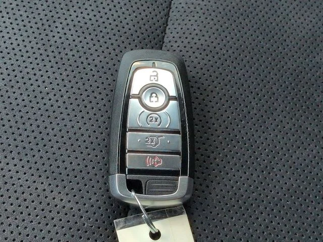 New 2026 Space White Metallic Ford Tremor® image 29
