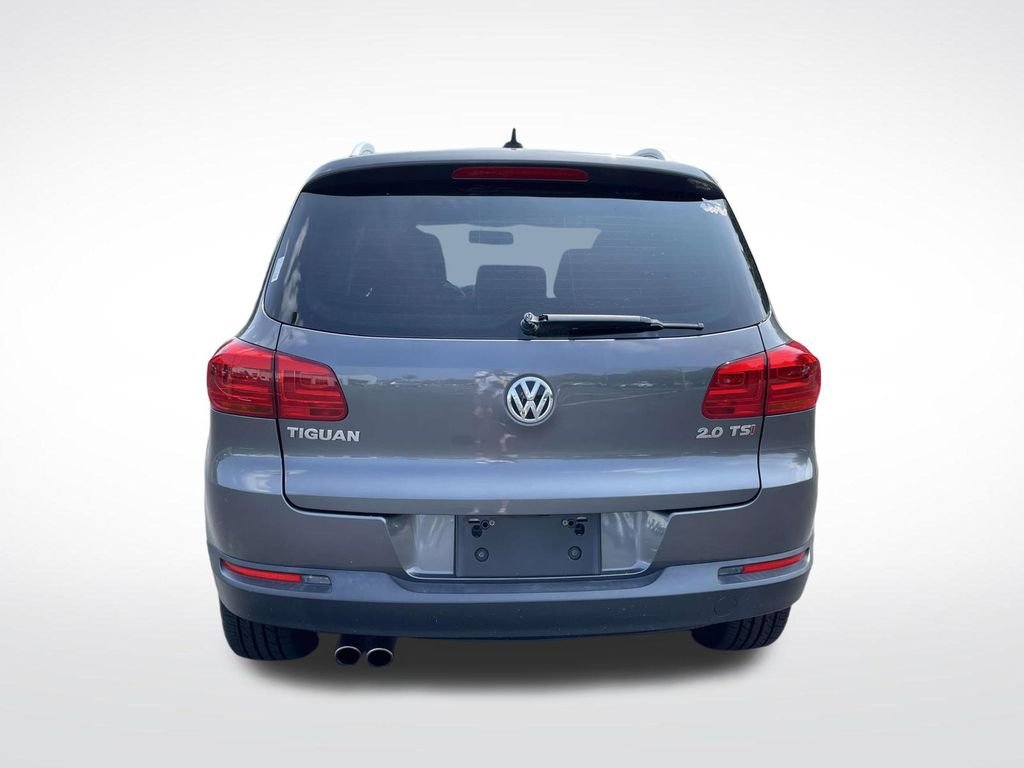 Used 2015 Gray Volkswagen SEL image 5