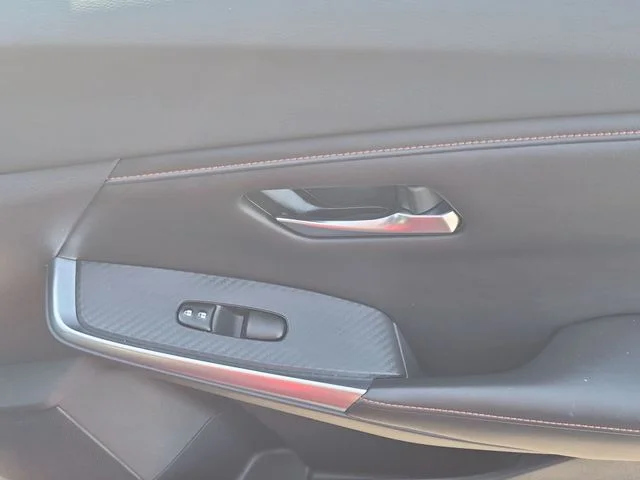 Used 2020 Red Nissan SR image 33